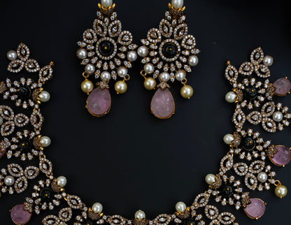 AD VICTORIAN NECKSET