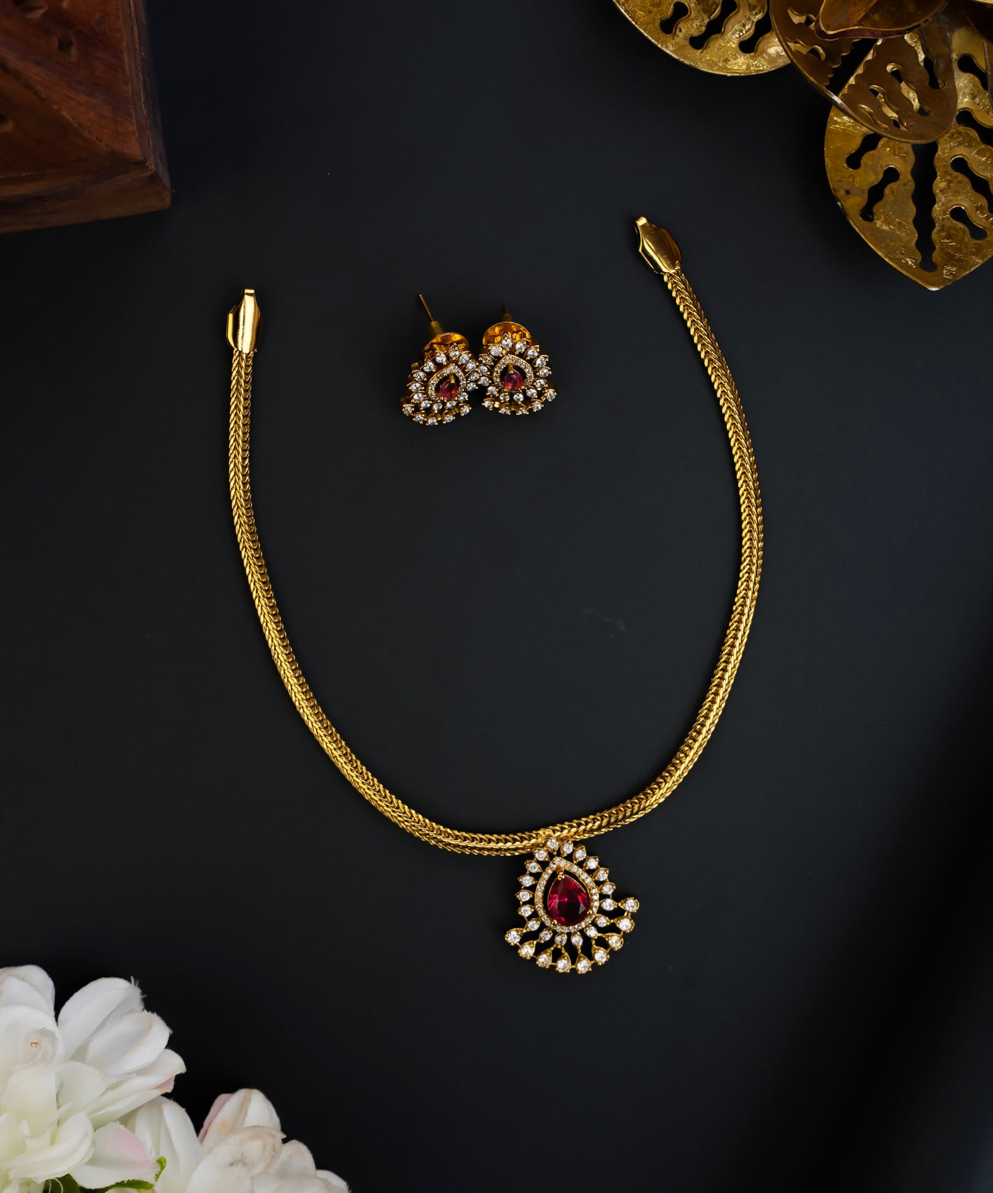 MINIMAL NECKSET (RED)