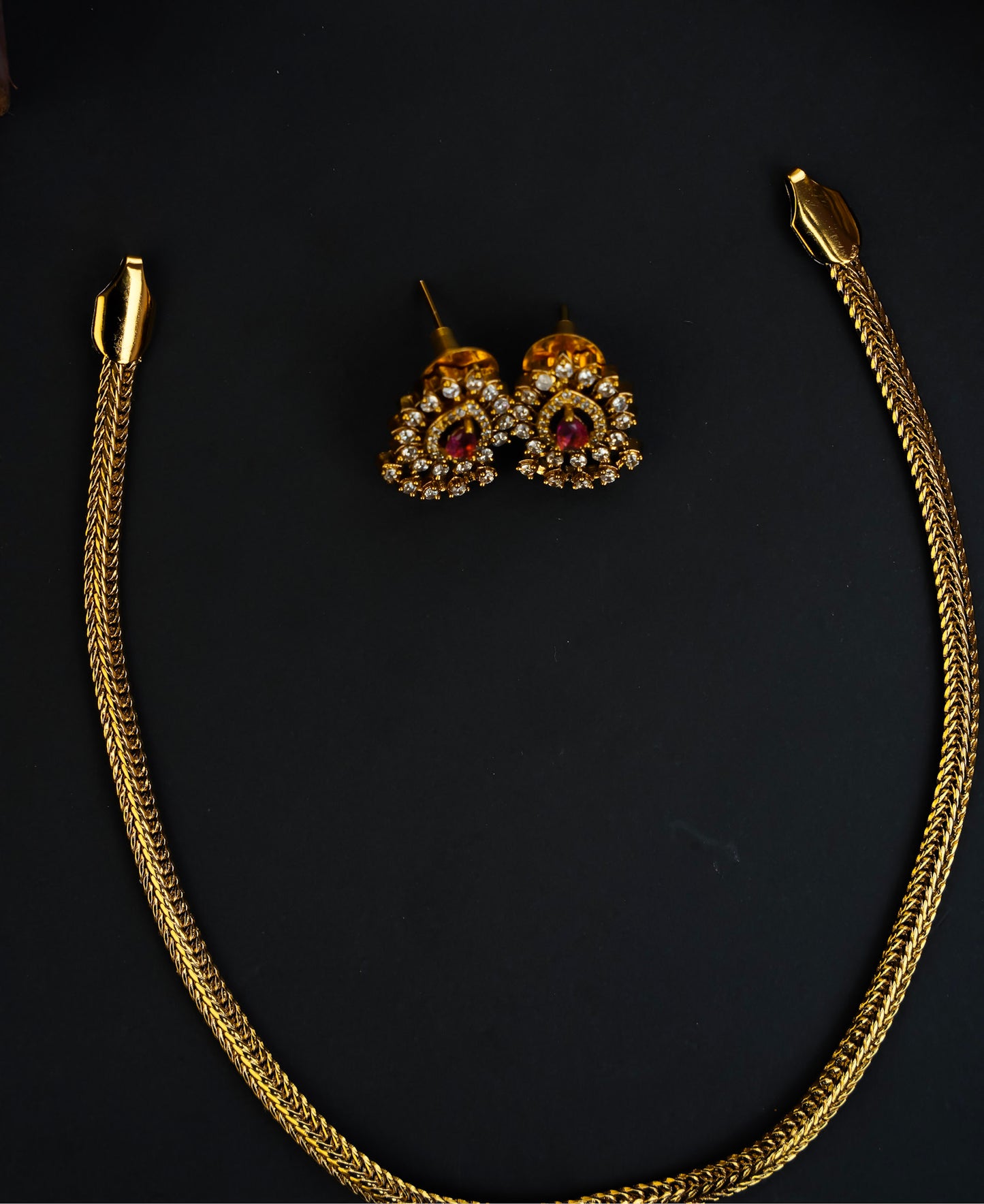 MINIMAL NECKSET (RED)