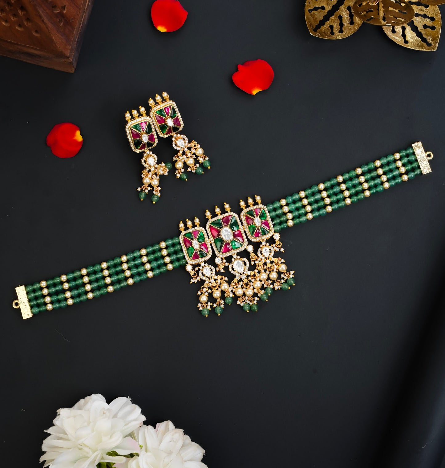 JADAU STATEMENT CHOKER