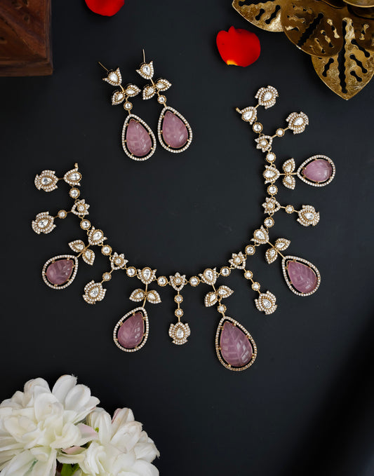 VICTORIAN NECKSET (BABYPINK)