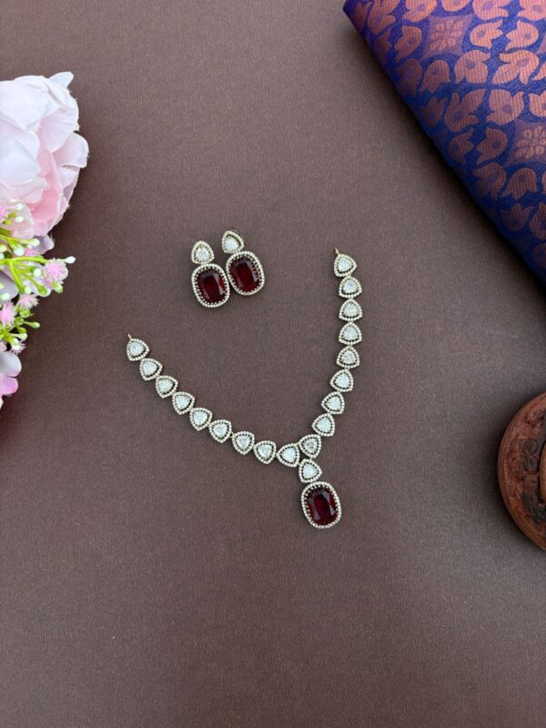 MOISSANITE NECKSET (RED)
