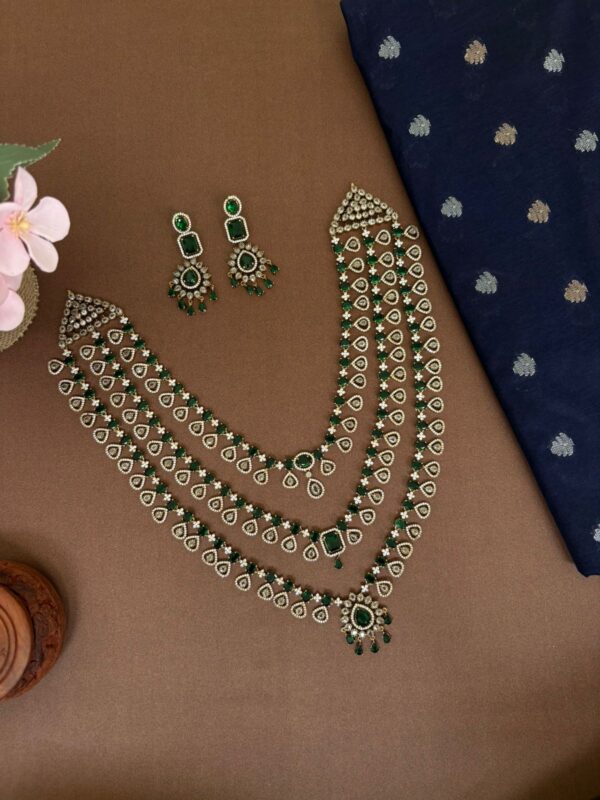 VICTORIAN NECKSET (GREEN)