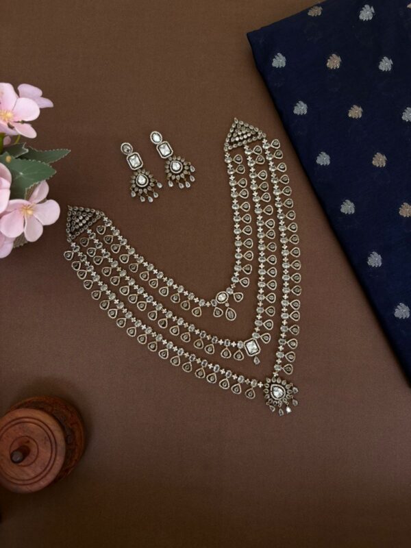 VICTORIAN NECKSET (WHITE)