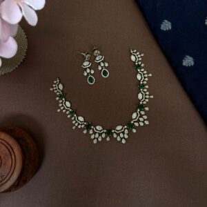 Diamond lookalike (green )